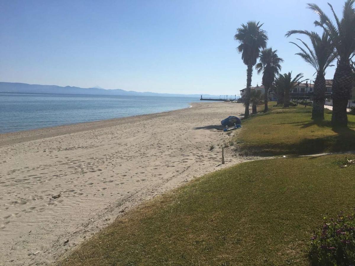 Beach Front Apartment In Πευκοχώρι Εξωτερικό φωτογραφία