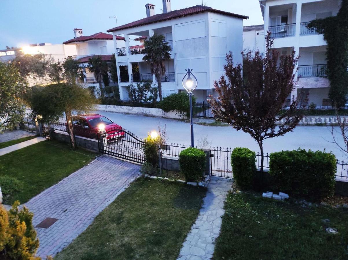 Beach Front Apartment In Πευκοχώρι Εξωτερικό φωτογραφία